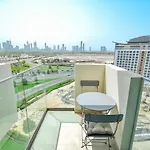 Luxury Escapes - Brand New Studio With View - Azizi Farhad Jaddaf